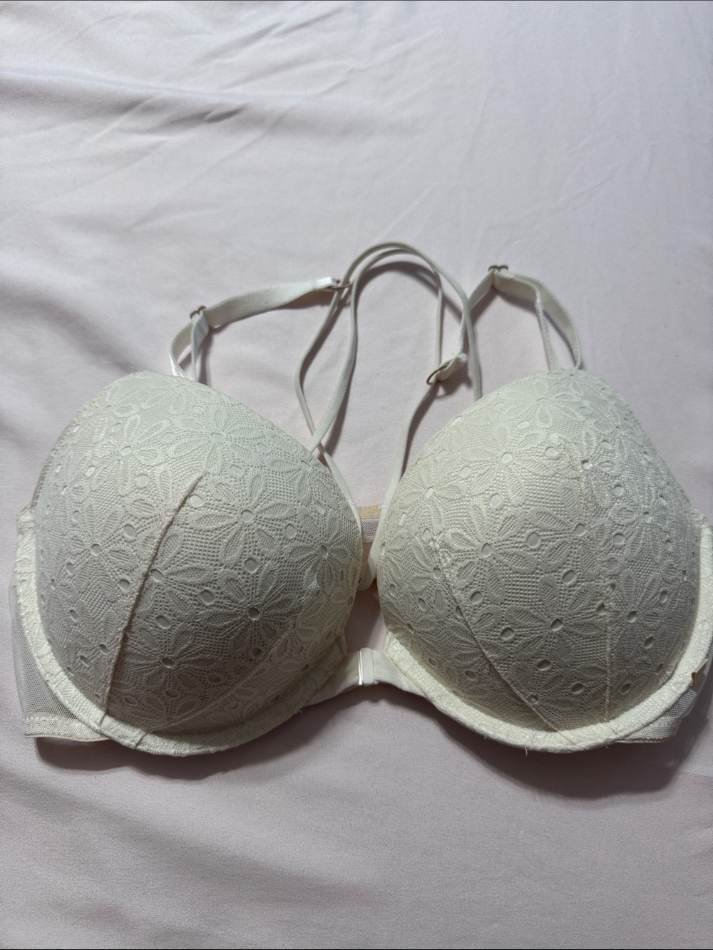 Victoria's Secret Cream Lace Push-Up Bra